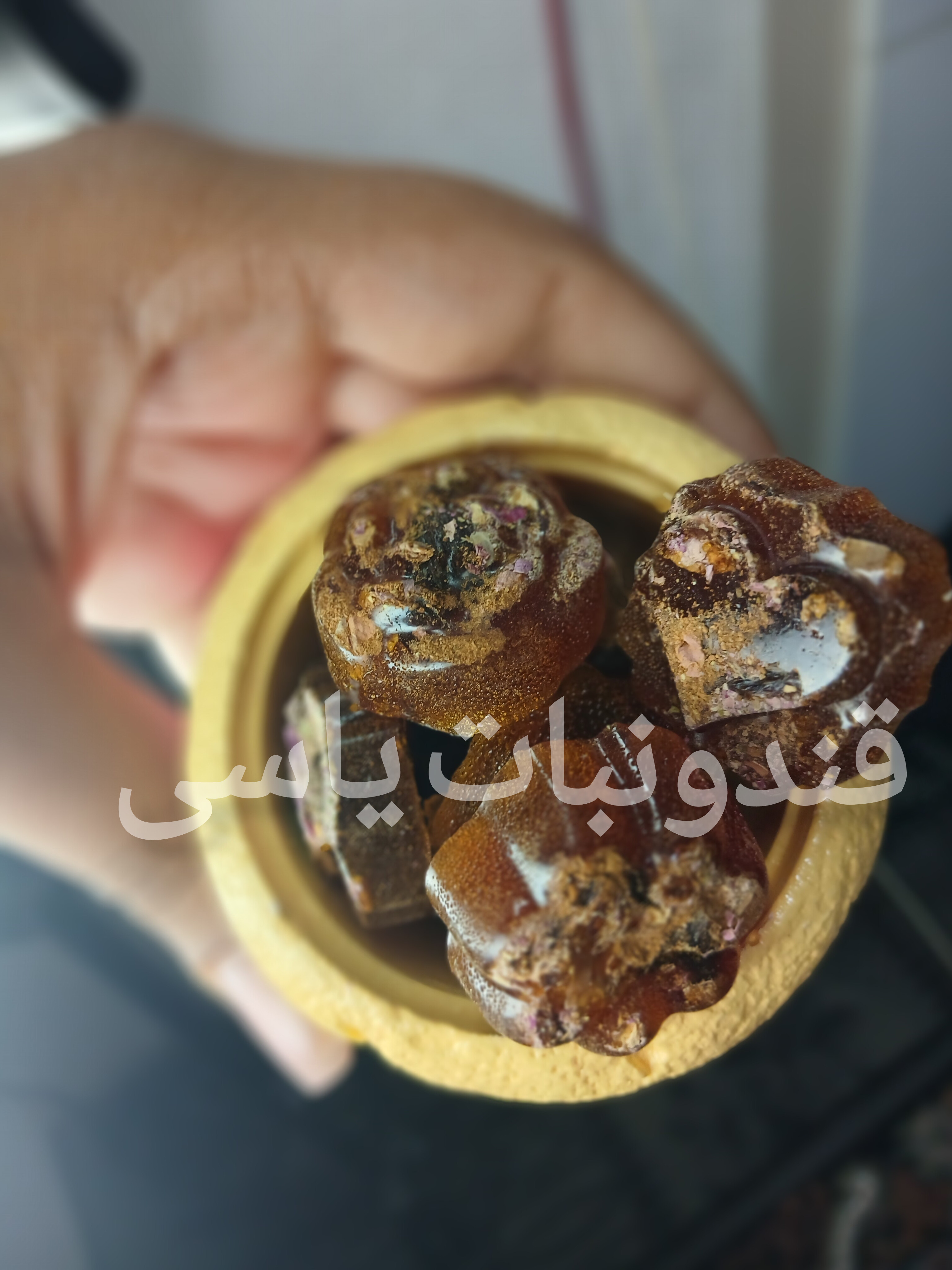 نبات قالبی کاراملی (سوخته) | نبات دست‌ساز با طعم کارامل
