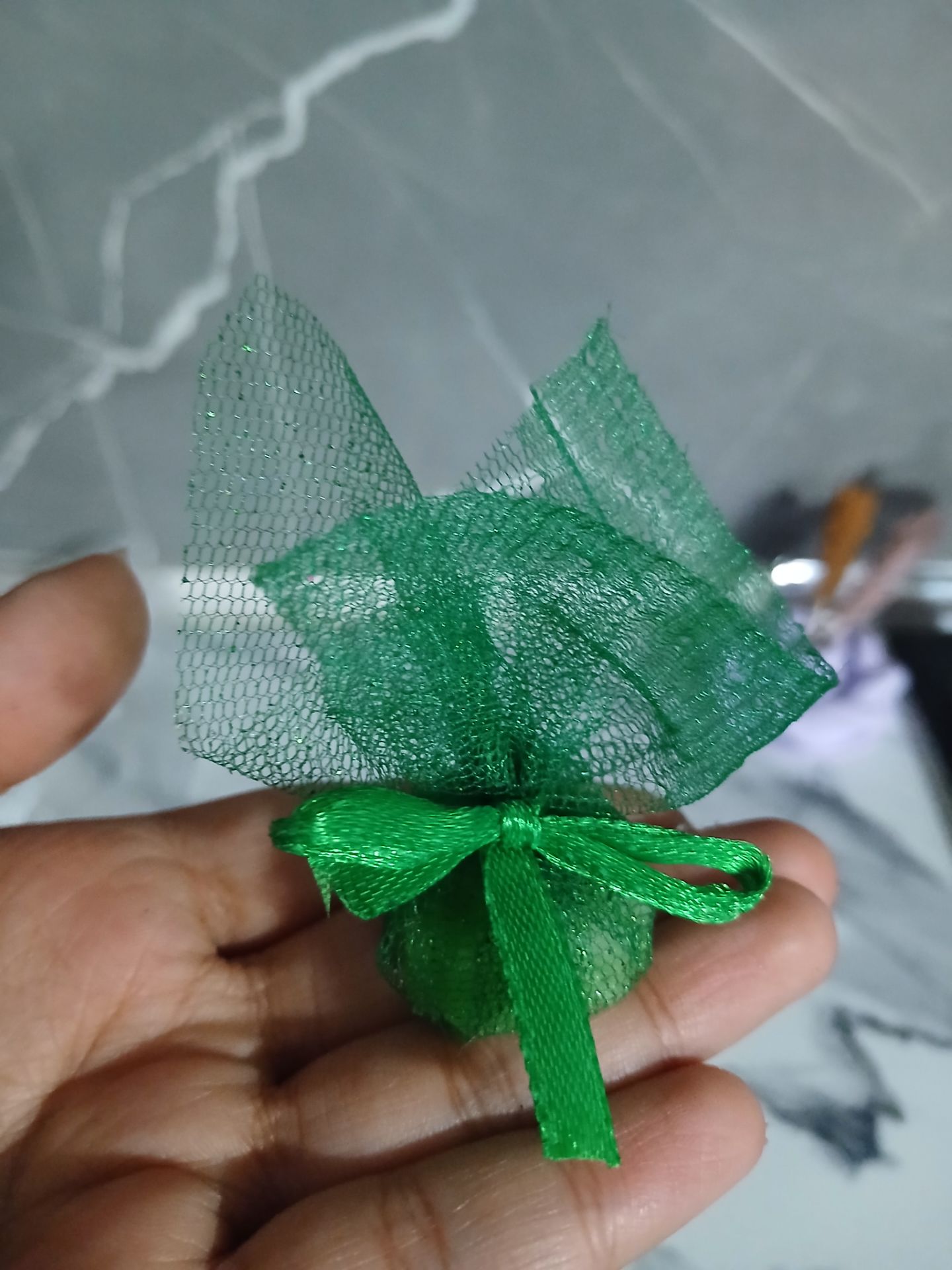 نبات لوکس گیفت سایز مینی | نبات کریستالی سبز بسته‌بندی توری